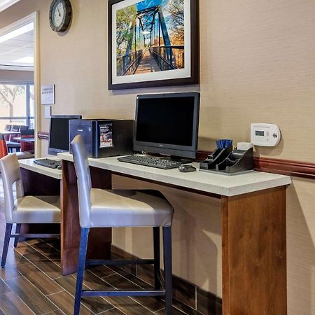 Comfort Suites Near Six Flags Magic Mountain Stevenson Ranch Bagian luar foto