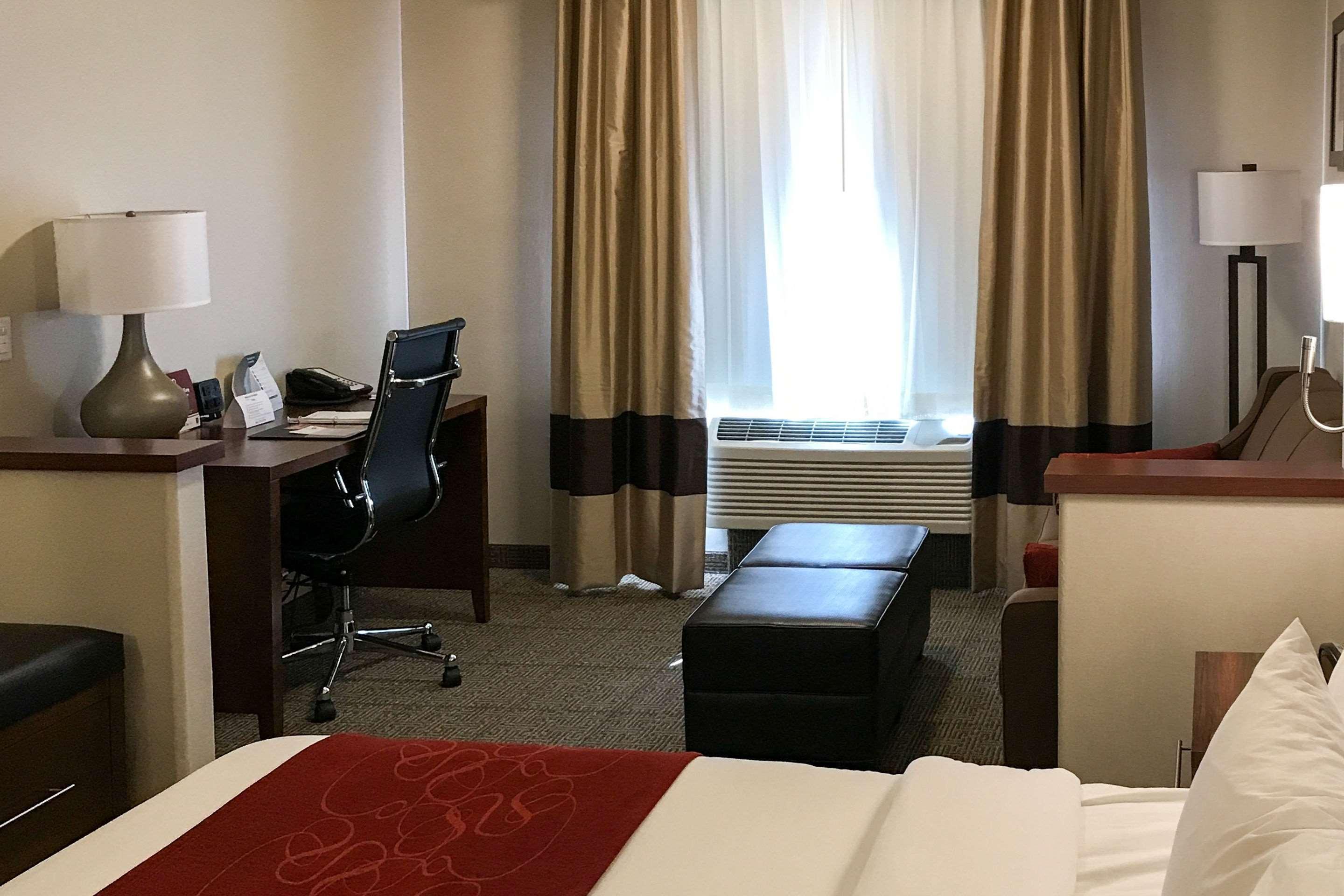 Comfort Suites Near Six Flags Magic Mountain Stevenson Ranch Bagian luar foto