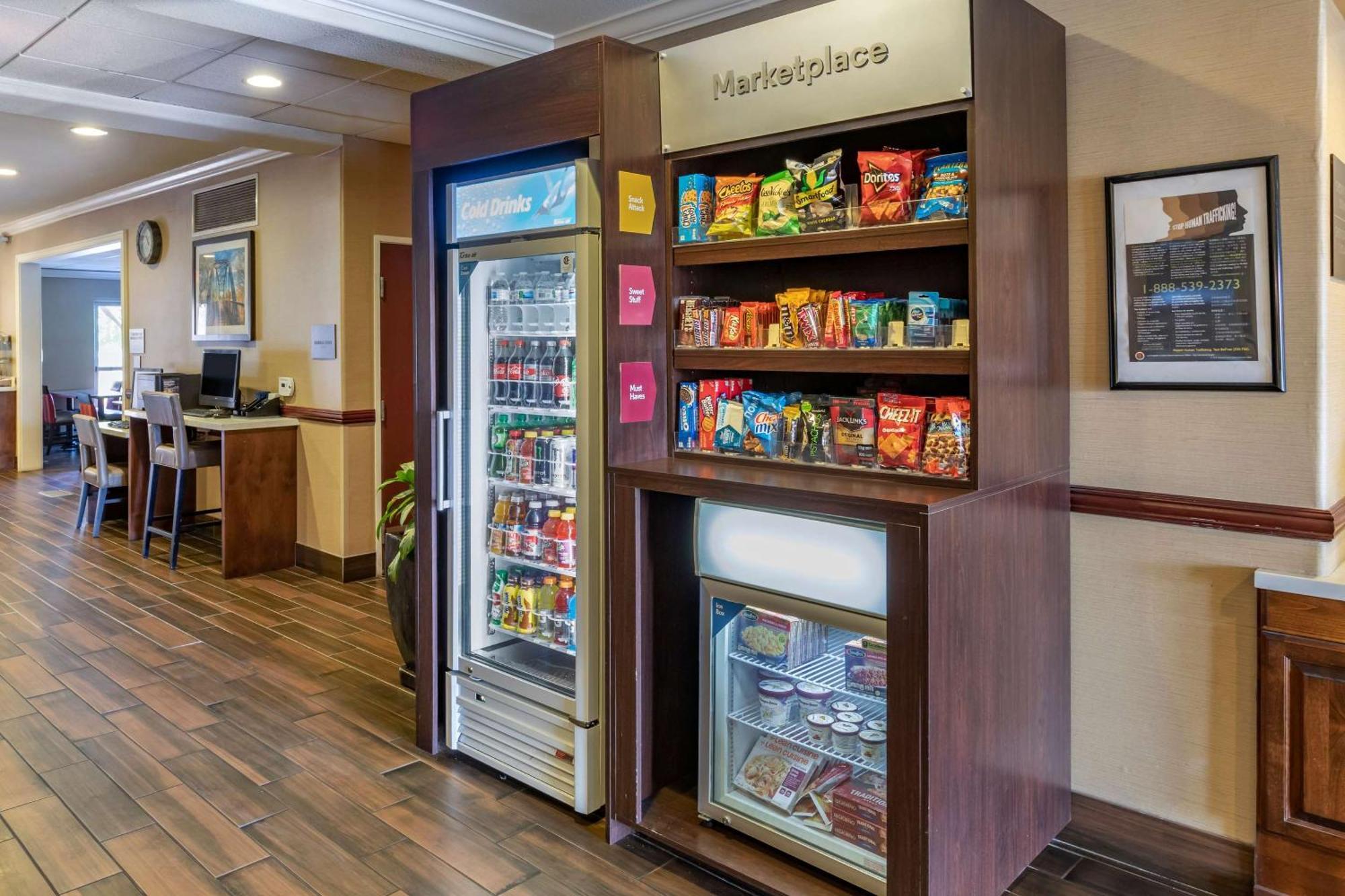 Comfort Suites Near Six Flags Magic Mountain Stevenson Ranch Bagian luar foto