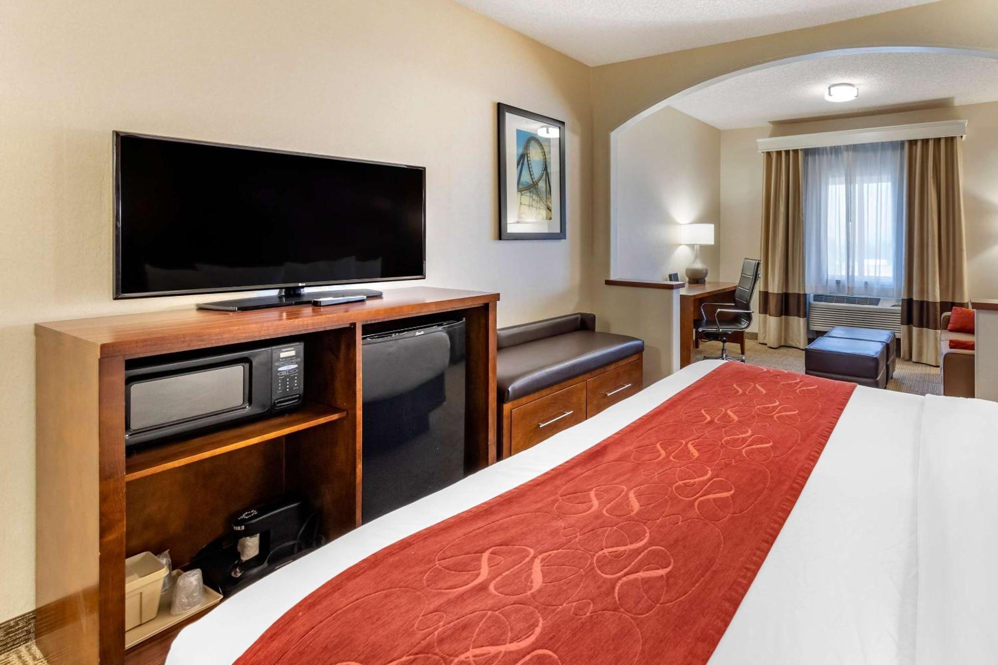 Comfort Suites Near Six Flags Magic Mountain Stevenson Ranch Bagian luar foto
